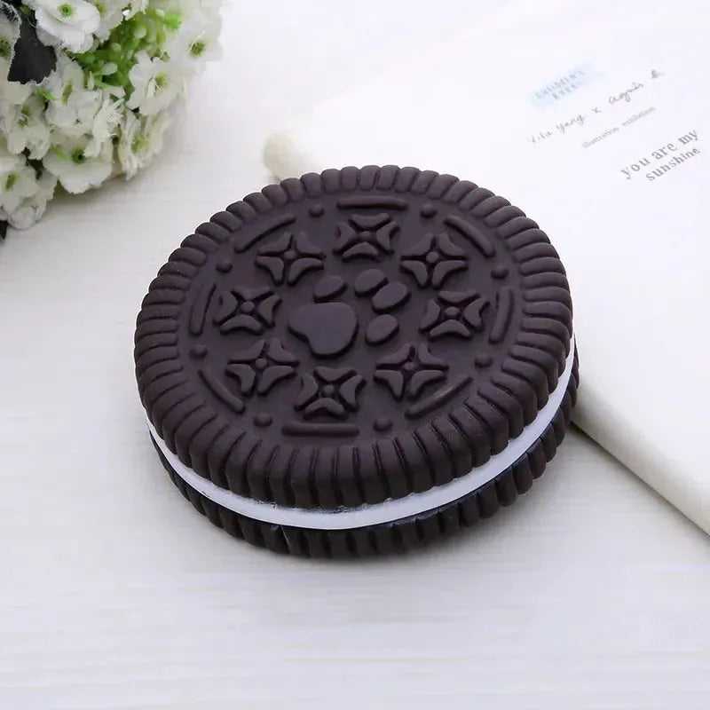 Dog Chewing Toy Simulation Biscuit Cake Anti Bite Latex Plaything Grinding Teeth Cleaning Interactive Training Toys Pet Supplies - Finnigan's Play Pen