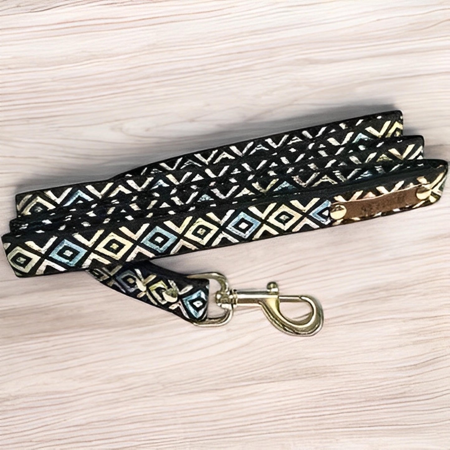 Finnigan's Blue Fusion Lead - Finnigan's Play Pen
