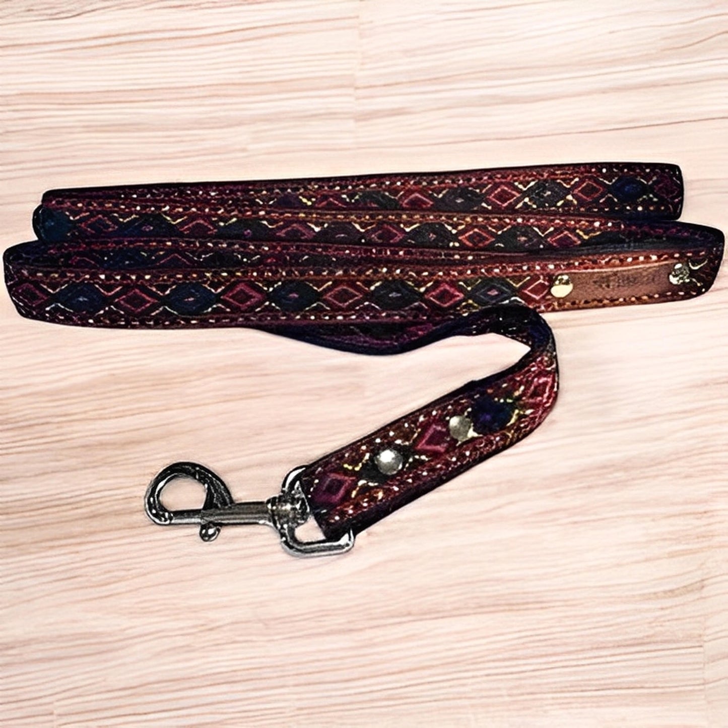 Finnigan's Designer Dog Lead: Durable Style for Fashionable Pups - Finnigan's Play Pen