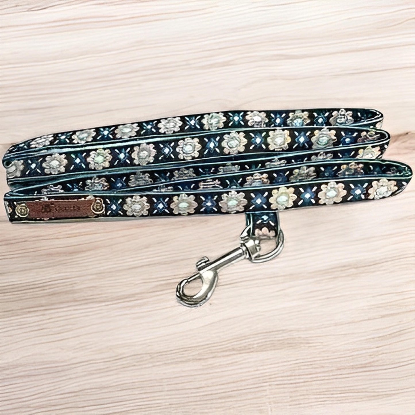 Finnigan's Royal Velvet Dog Lead No. 7s - Finnigan's Play Pen
